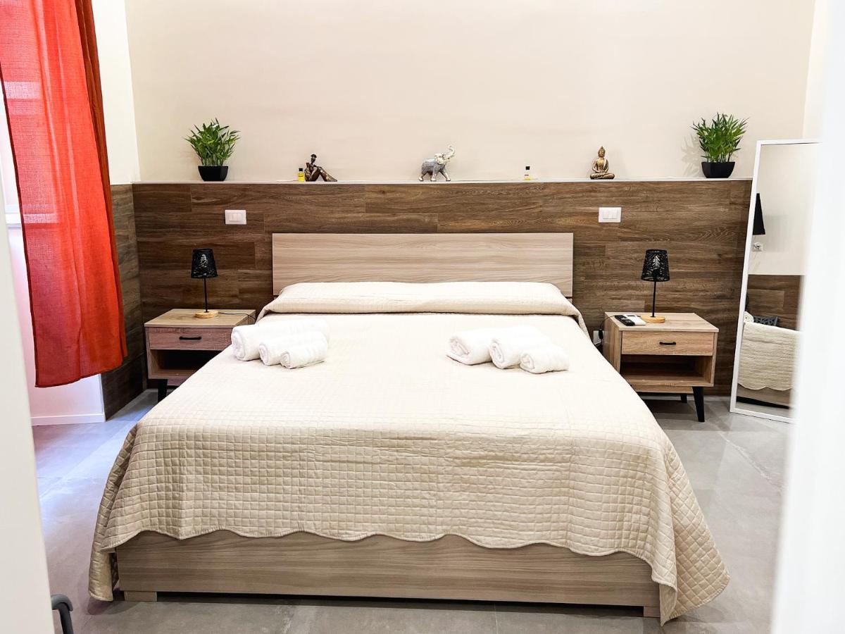 Al 115 Rooms 卡利亚里 外观 照片