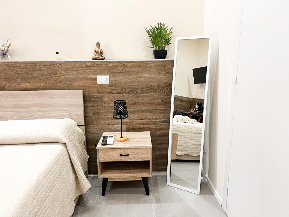 Al 115 Rooms 卡利亚里 外观 照片